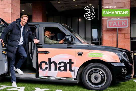 Peter Crouch, într-un taxi cu care fanii cu probleme de sănătate mentală vor fi conduși joi la Stamford Bridge