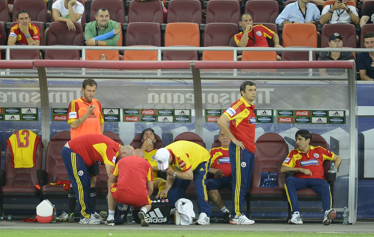 Imagini horror de la România - Slovacia: „Doctorul m-a cusut pe viu pe banca de rezerve”