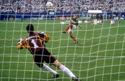 S-a stins căpitanul marii echipe a Bulgariei de la World Cup '94