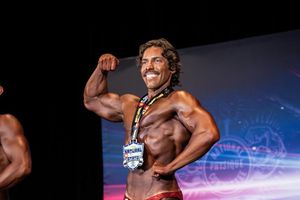 Fiul lui Arnold Schwarzenegger, debut excelent în culturism! 3 categorii câștigate în Denver, Colorado