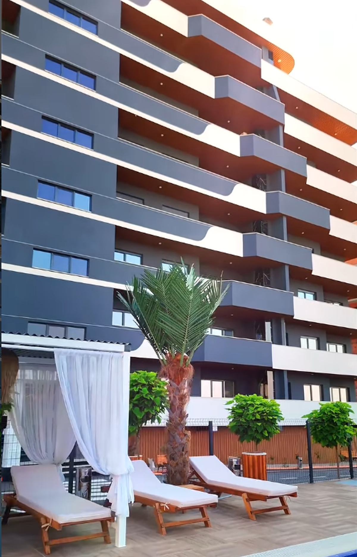 Gest fără precedent! Un milion de euro în vestiar și un apartament în Park Hill Residence pentru cel care va califica naționala