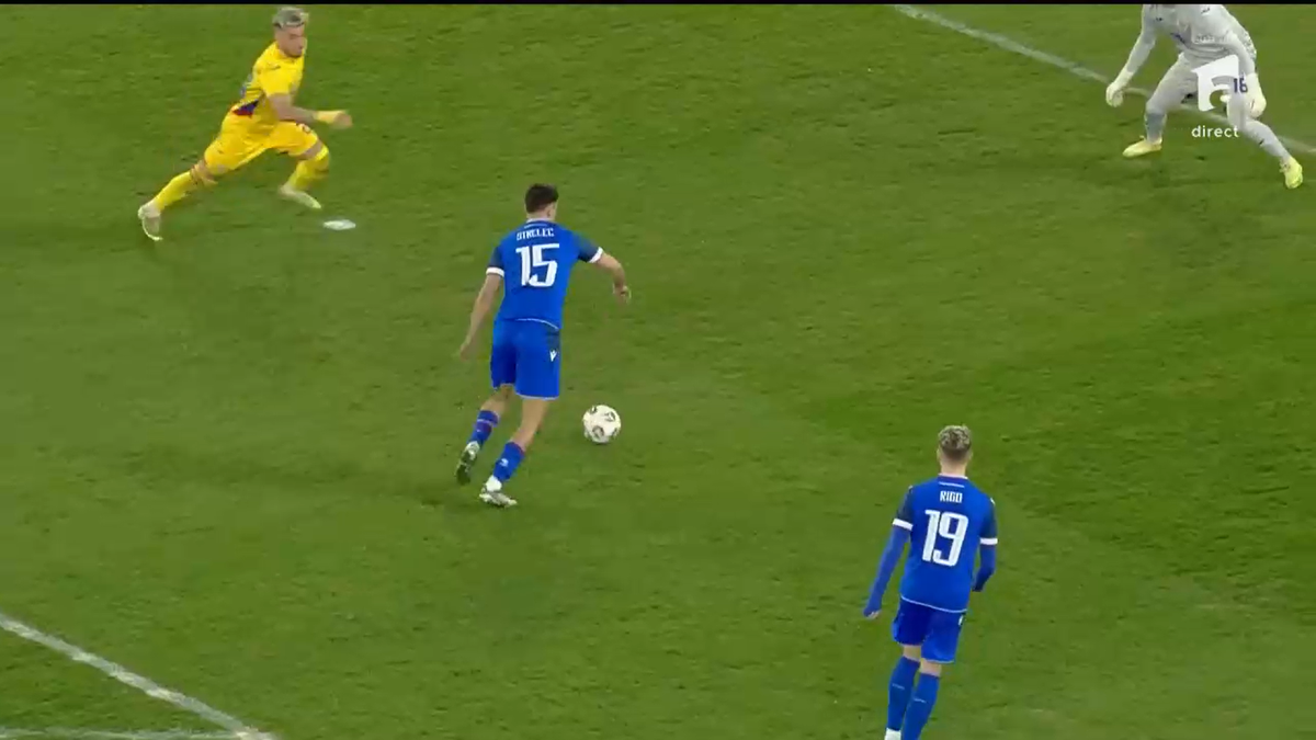 Debut de coșmar pentru Aioani! Portarul Rapidului, gafă uriașă după 13 secunde în Slovacia - România