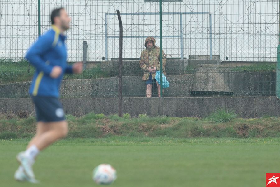 Bosniacii acuză: „Un soldat ne-a spionat antrenamentul pentru Gattuso!”