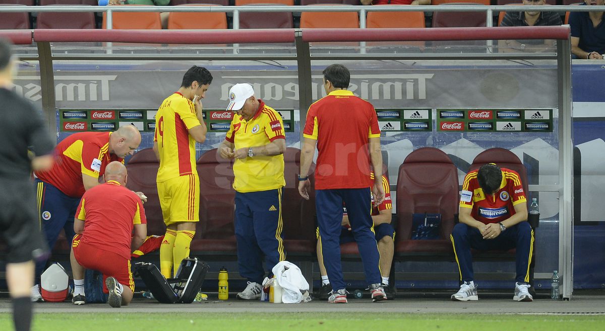 Imagini horror de la România - Slovacia: „Doctorul m-a cusut pe viu pe banca de rezerve”