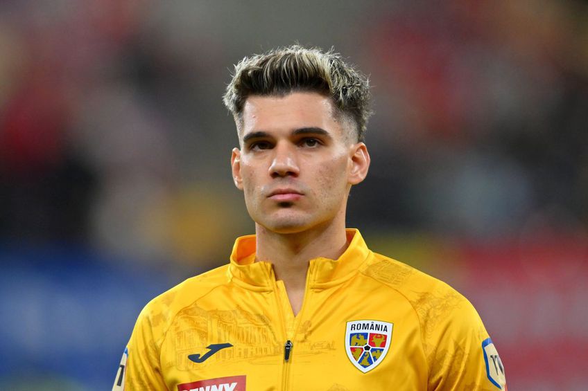Reacția lui Ianis Hagi după eșecul cu Slovacia // foto: Imago