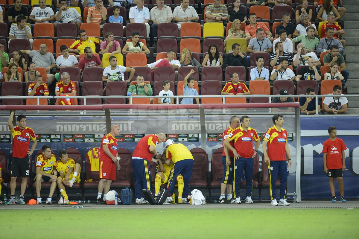 Imagini horror de la România - Slovacia: „Doctorul m-a cusut pe viu pe banca de rezerve”