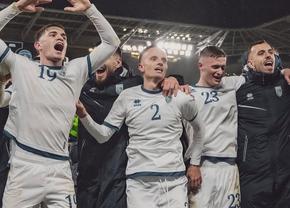 Românii sunt cu ochii pe ei diseară! Doi fotbaliști din play-off-ul Superligii visează la Mondiale