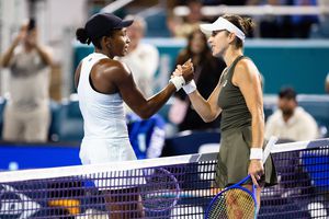 La mai puțin de o săptămână după ce a fost învinsă de Coco Gauff, Belinda Bencic îi ia apărarea: „Nu ar trebui să primească atât de multe comentarii negative”