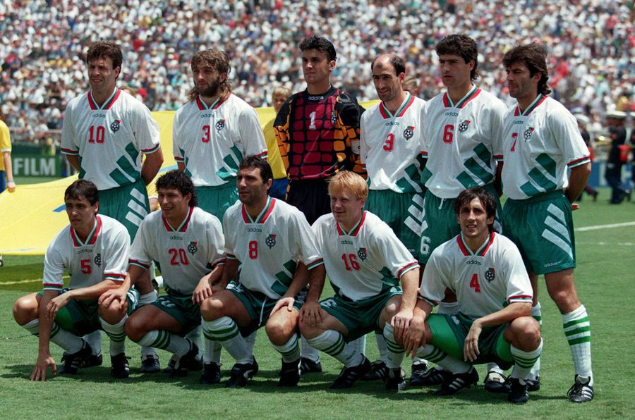 Echipa de start a Bulgariei din finala mică a Mondialului din America, împotriva Suediei. Foto: Imago Images S-a stins căpitanul marii echipe a Bulgariei de la World Cup '94