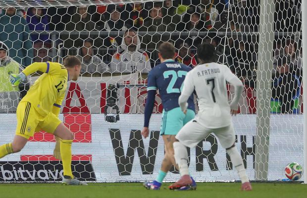 Selecționer dat afară la miezul nopții, cu 79 de zile înainte de Mondial!