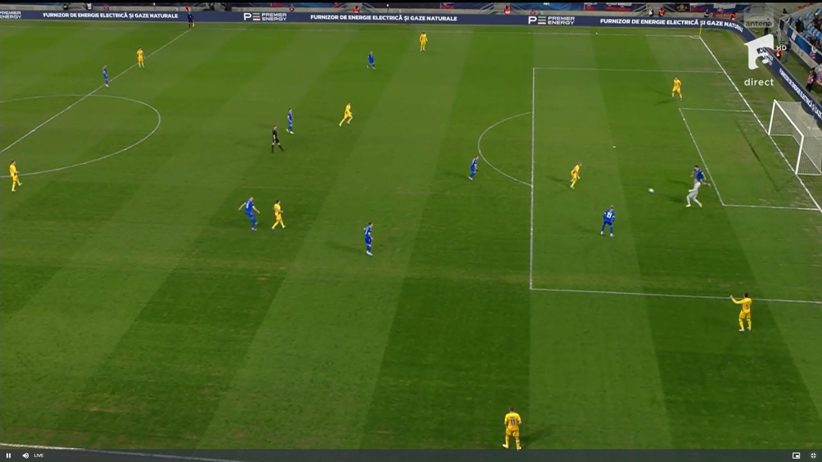 Debut de coșmar pentru Aioani! Portarul Rapidului, gafă uriașă după 13 secunde în Slovacia - România