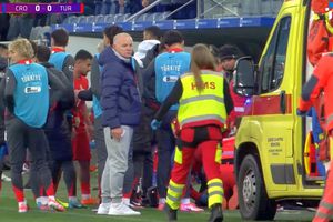 Imagini dramatice! Selecționerul a leșinat imediat după decizia arbitrului, meci abandonat