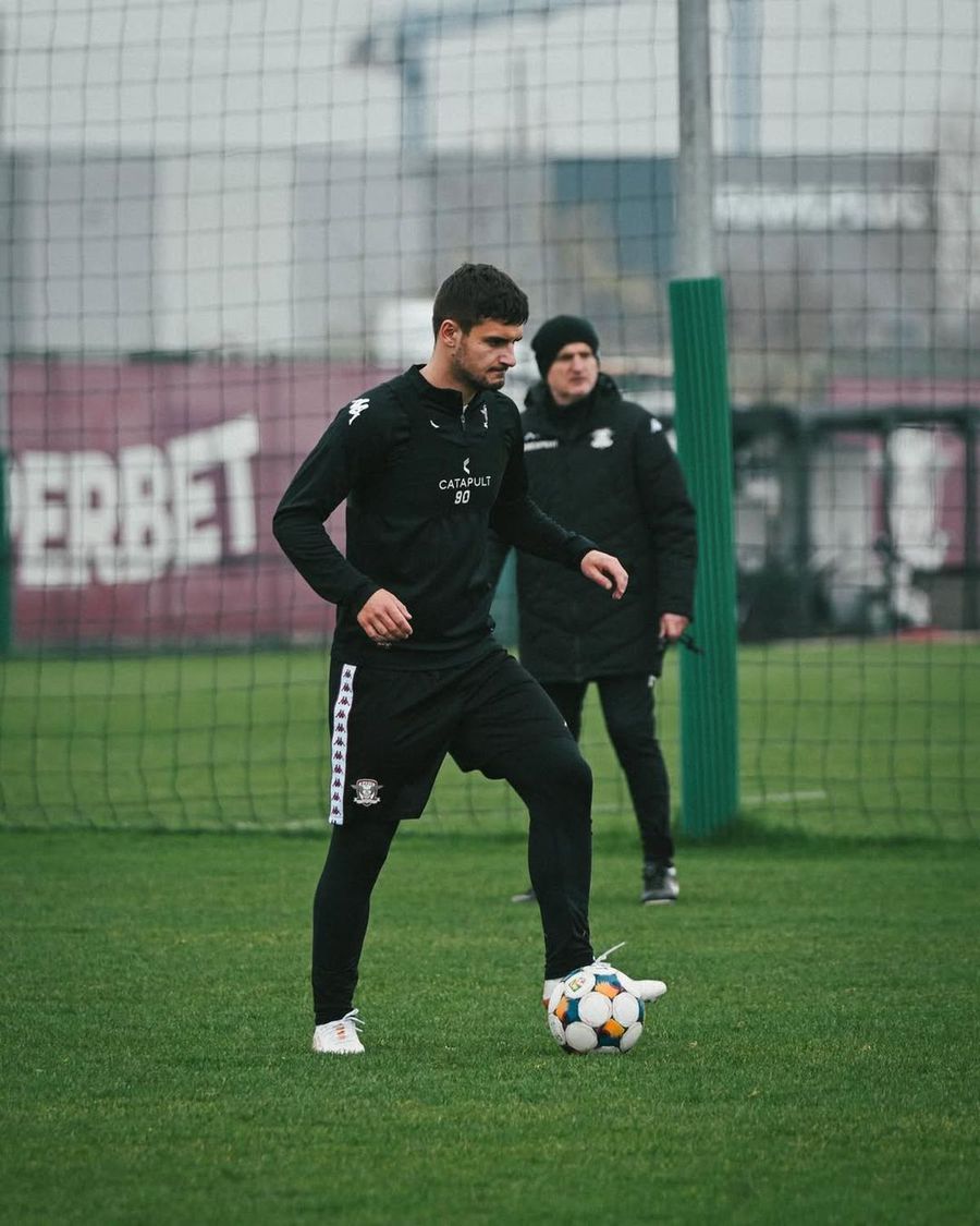 Borisav Burmaz a revenit la antrenamente / foto: Instagram Rapid Gâlcă a primit întăriri în atac la Rapid