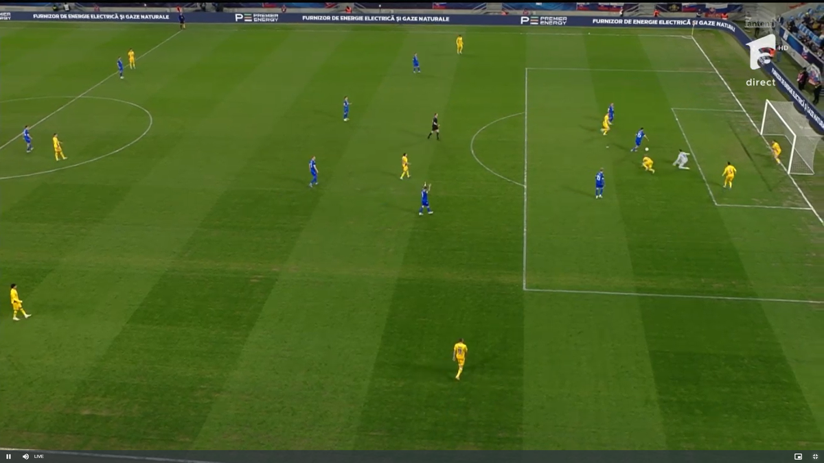 Debut de coșmar pentru Aioani! Portarul Rapidului, gafă uriașă după 13 secunde în Slovacia - România