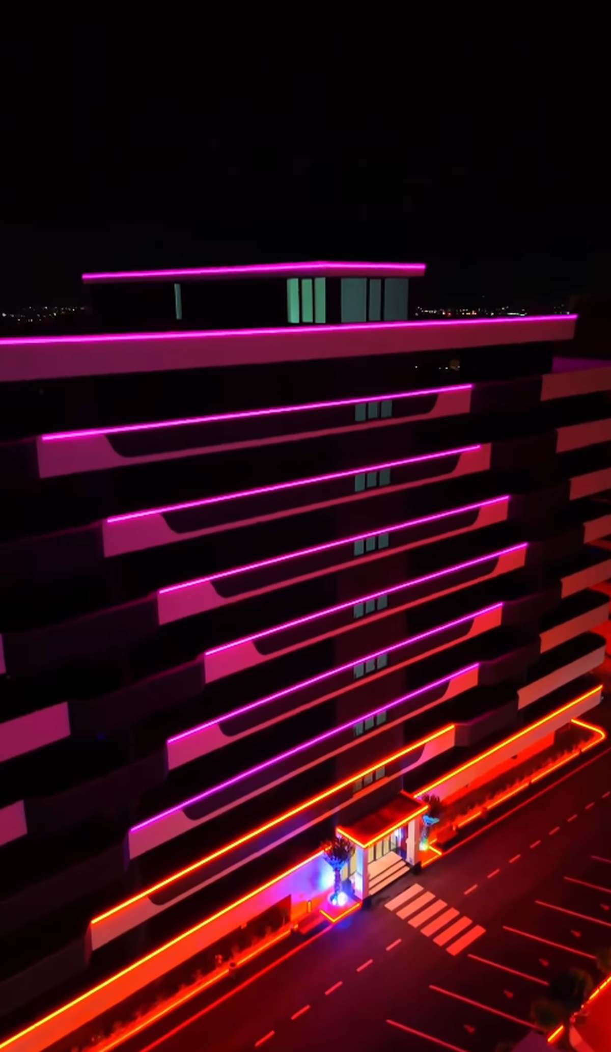 Gest fără precedent! Un milion de euro în vestiar și un apartament în Park Hill Residence pentru cel care va califica naționala