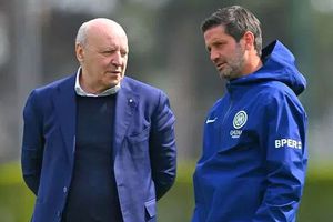 Mercato problematic » Transferul care provoacă neînțelegeri între Chivu și șefi