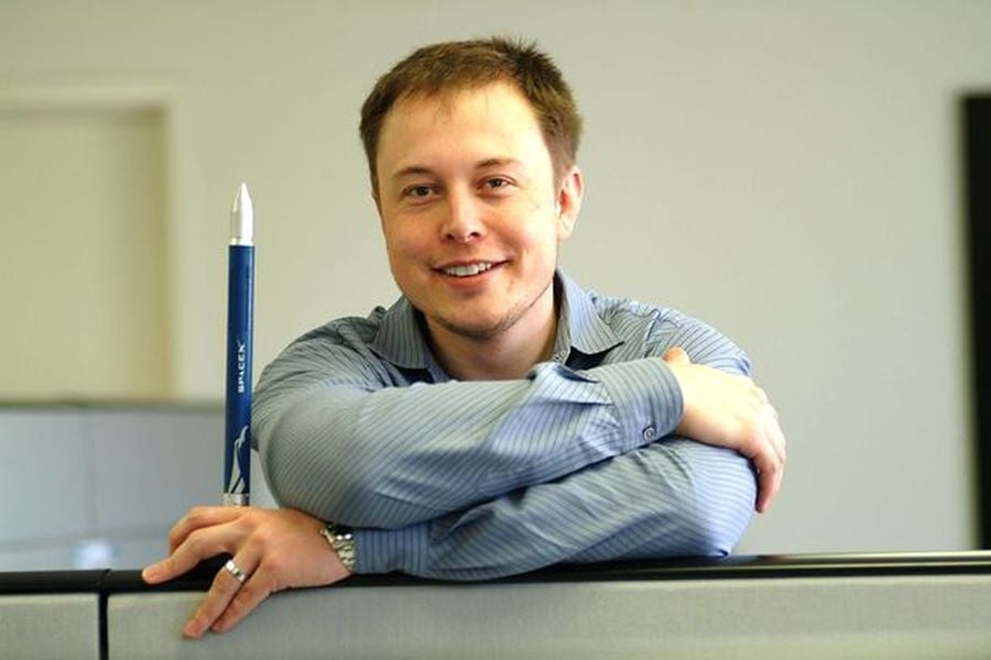 SpaceX ajunge azi pe Stația Spațială Internațională » Ce spunea Elon Musk în 2004: „NASA nu poate progresa fără ajutorul nostru”