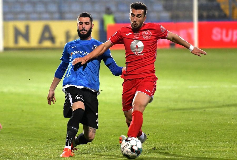 Ronaldo Deaconu vs. Viitorul // foto: Imago Una dintre revelațiile Ligii 1 nu vrea la FCSB: „Nu e un culoar bun pentru cariera mea”