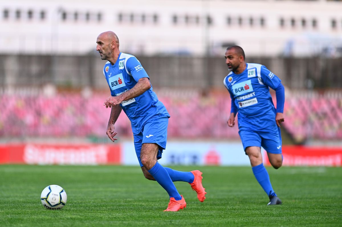 FOTO Meciul legendelor în Ștefan cel Mare » 12 goluri marcate de echipele lui Andone și Belodedici 31.05.2021