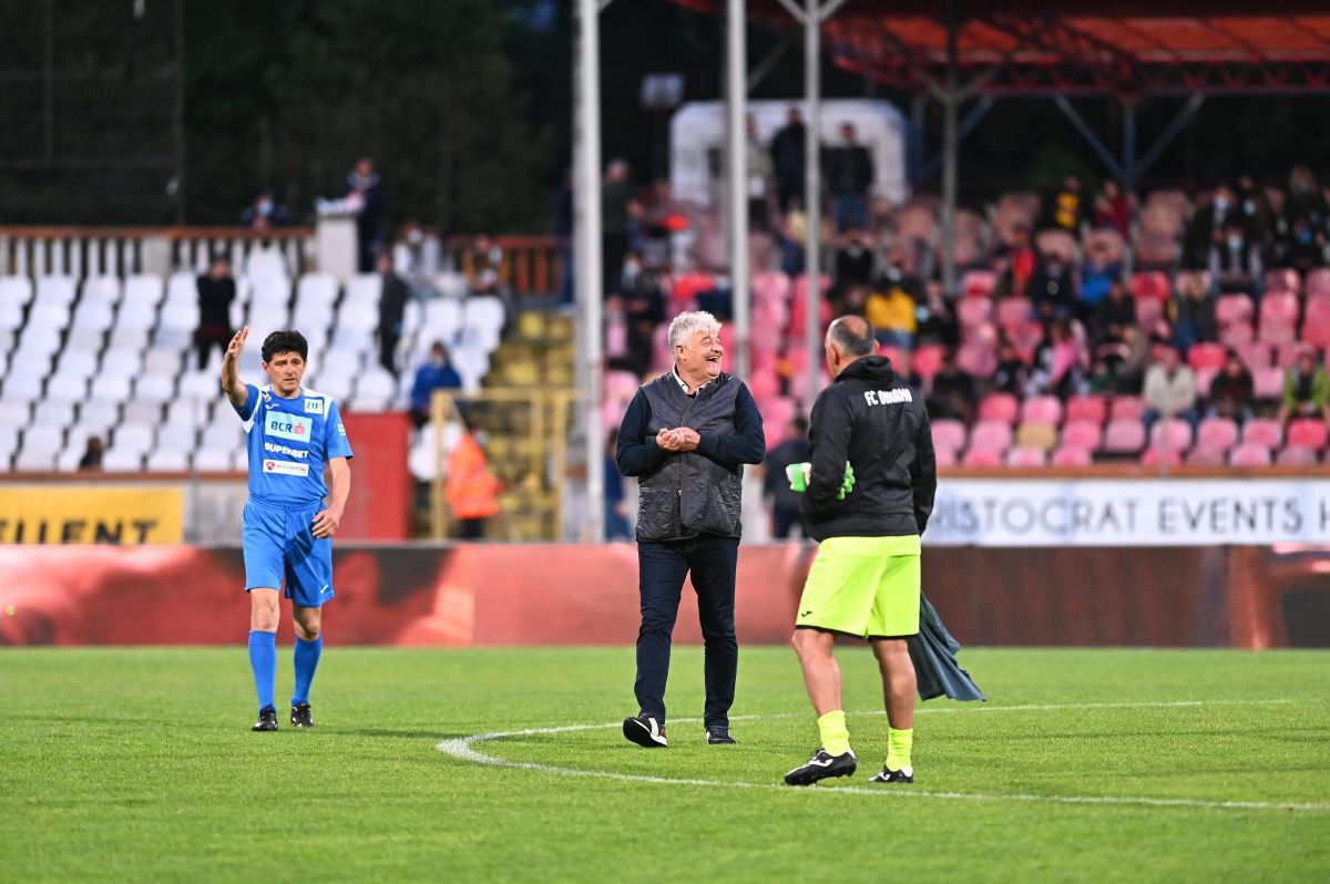 FOTO Meciul legendelor în Ștefan cel Mare » 12 goluri marcate de echipele lui Andone și Belodedici 31.05.2021
