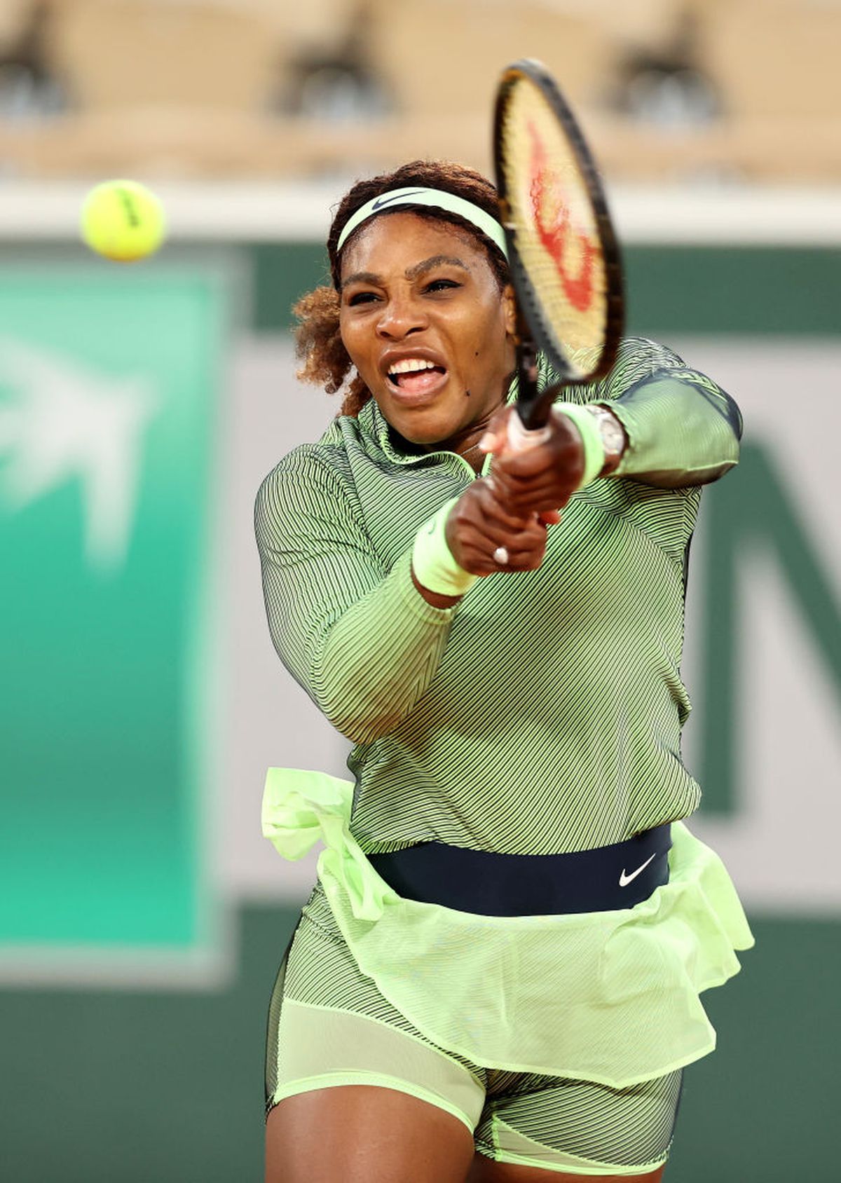 Serena Williams, echipament îndrăzneț la Paris! Costumul ales de americancă + mesajul de pe încălțăminte