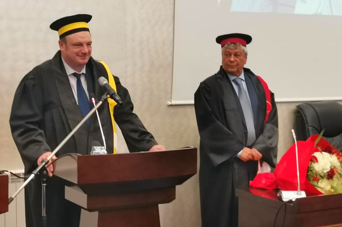 Mircea Lucescu a primit titlul de „Doctor Honoris Causa”