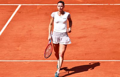 Camila Giorgi, probleme cu echipamentul la Roland Garros » Arbitrul a intervenit și i-a cerut să-l schimbe: „Nu am altceva”