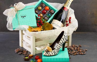 Idei de cadouri corporate unice si utile pentru a-ti surprinde angajatii si partenerii de business