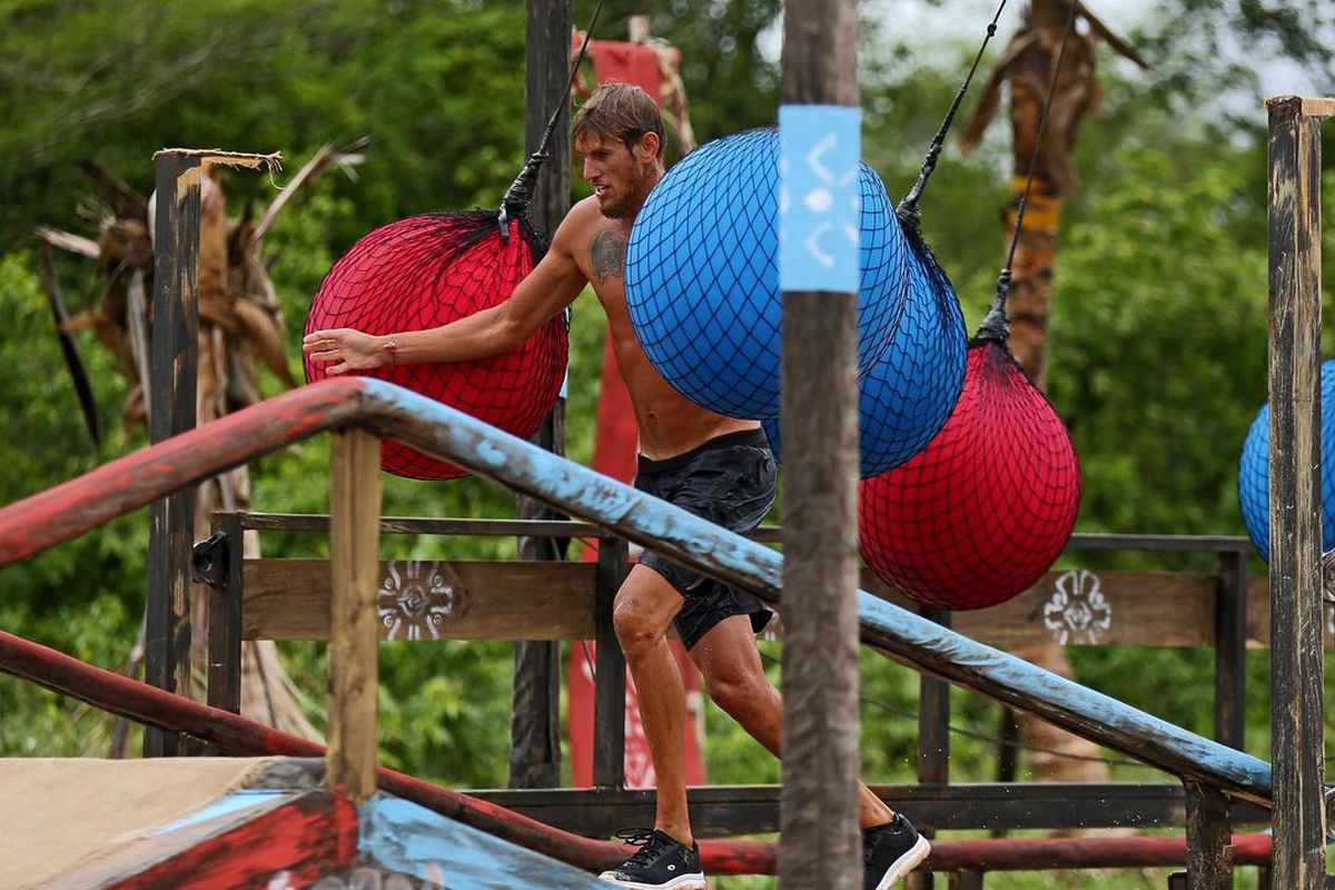 Alex Delea a câștigat Survivor 2022! A învins-o în finală pe Elena Chiriac, campioană de taekwondo, și a încasat o sumă fabuloasă!