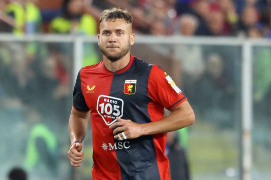 George Pușcaș a fost transferat definitiv de Genoa. Foto: Imago Images