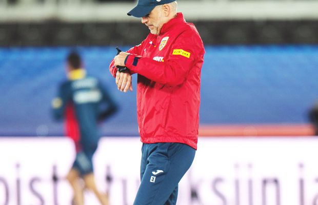 Îi ține în priză! Cine sunt jucătorii care au ajuns mai devreme la națională