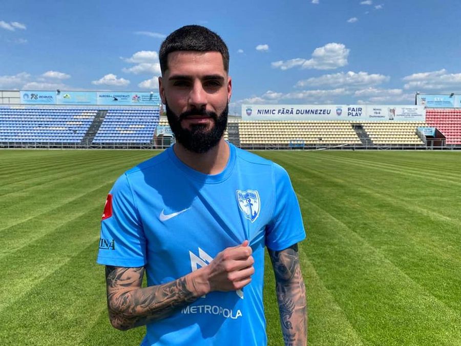 Fostul jucător de la FCSB a semnat în Liga 1 » Unde a ajuns fotbalistul pe care Becali l-a pus pe lista „indezirabililor” după doar câteva meciuri