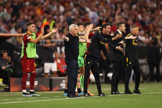 „Centralul” Anthony Taylor (44 de ani) a avut mult de lucru la finala Europa League dintre FC Sevilla și AS Roma.