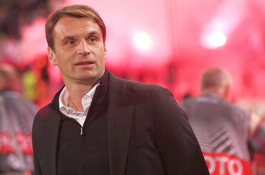 Antrenorul dorit de CFR Cluj în locul lui Dan Petrescu a semnat cu noua echipă! Contract până în 2025