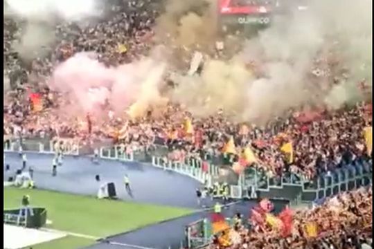 Peste 60.000 de suporteri italieni urmăresc finala Europa League, FC Sevilla - AS Roma, de pe Stadio Olimpico.