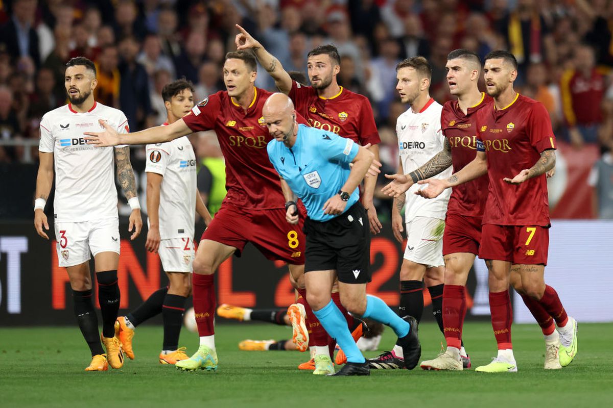 Sevilla a câștigat al 7-lea trofeu în Europa League! » Mourinho pierde după loviturile de departajare prima finală europeană