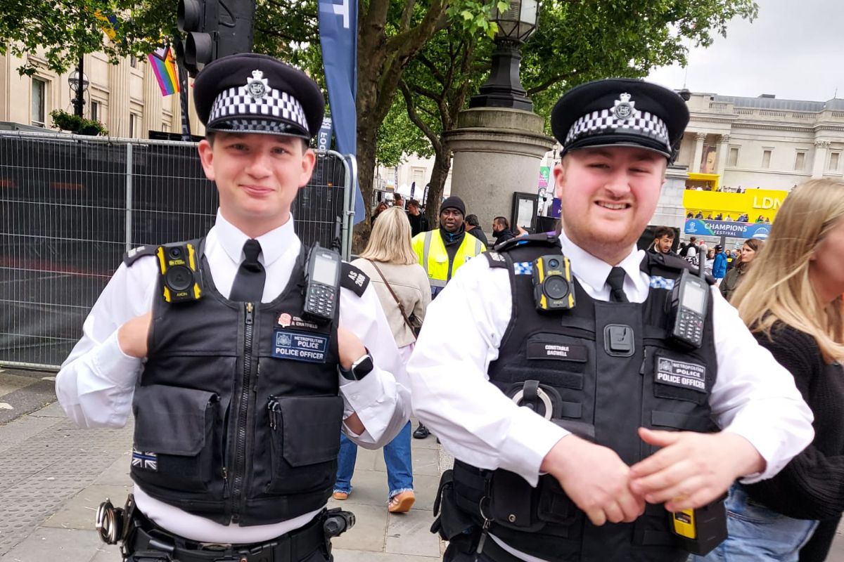 UEFA le-a arestat englezilor „Trafalgar Square” + „Oooo, sunteți din țara lui Marcel Răducanu”