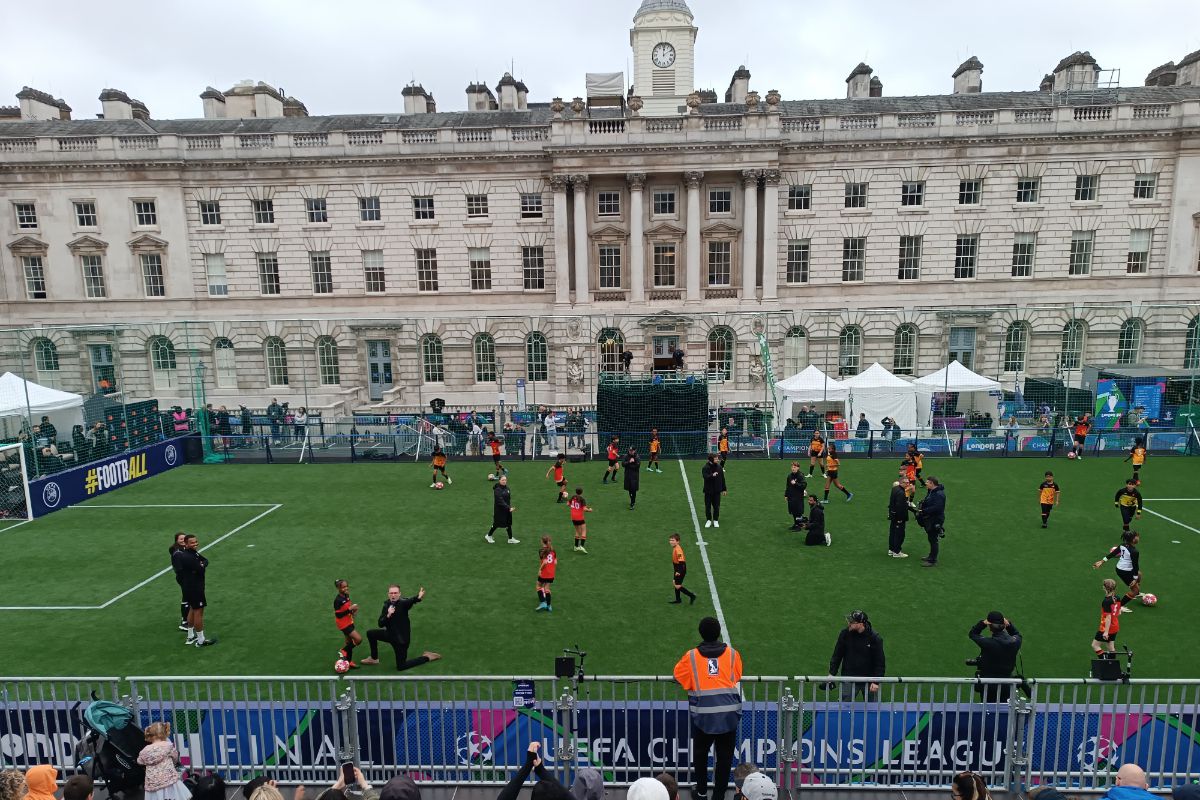 Spectacol grandios la Londra » 5 la 5 încântător, cu legendele Figo, Kaka, Roberto Carlos, Cafu și Vieira în acțiune! Echipa-surpriză care a câștigat turneul legendelor