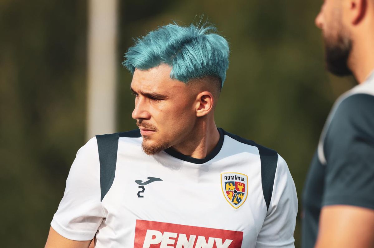 Apariție spectaculoasă în cantonamentul României » S-a vopsit albastru înainte de Euro 2024