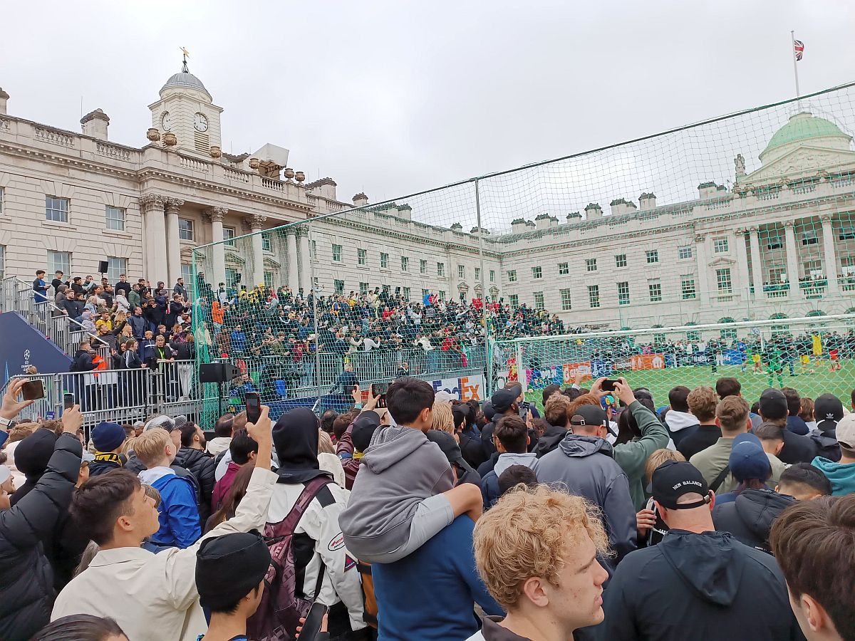 Spectacol grandios la Londra » 5 la 5 încântător, cu legendele Figo, Kaka, Roberto Carlos, Cafu și Vieira în acțiune! Echipa-surpriză care a câștigat turneul legendelor