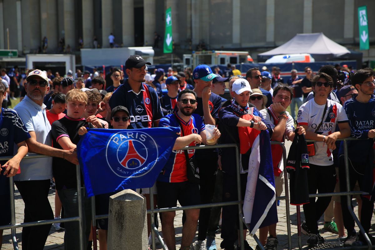 Italienii au invadat Marienplatz! 40.000 de suporteri ai lui Inter sunt la München și au pus stăpânire pe oraș
