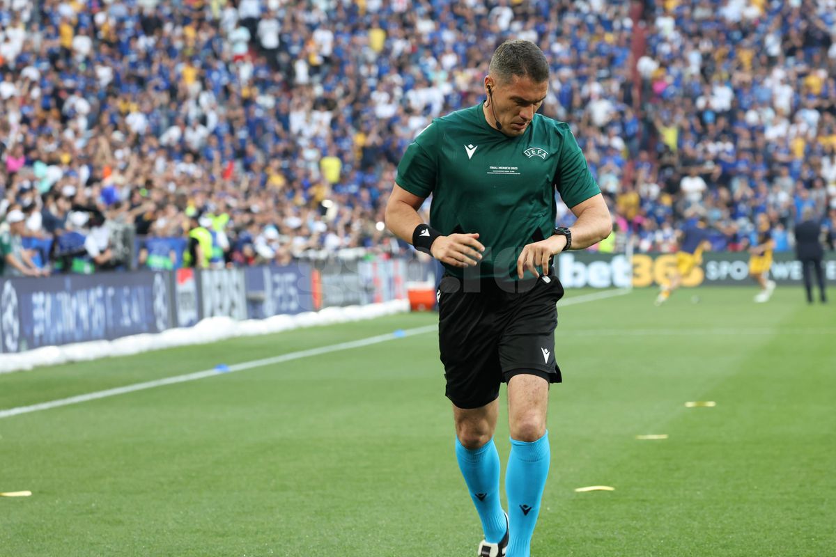 Istvan Kovacs, în PSG - Inter