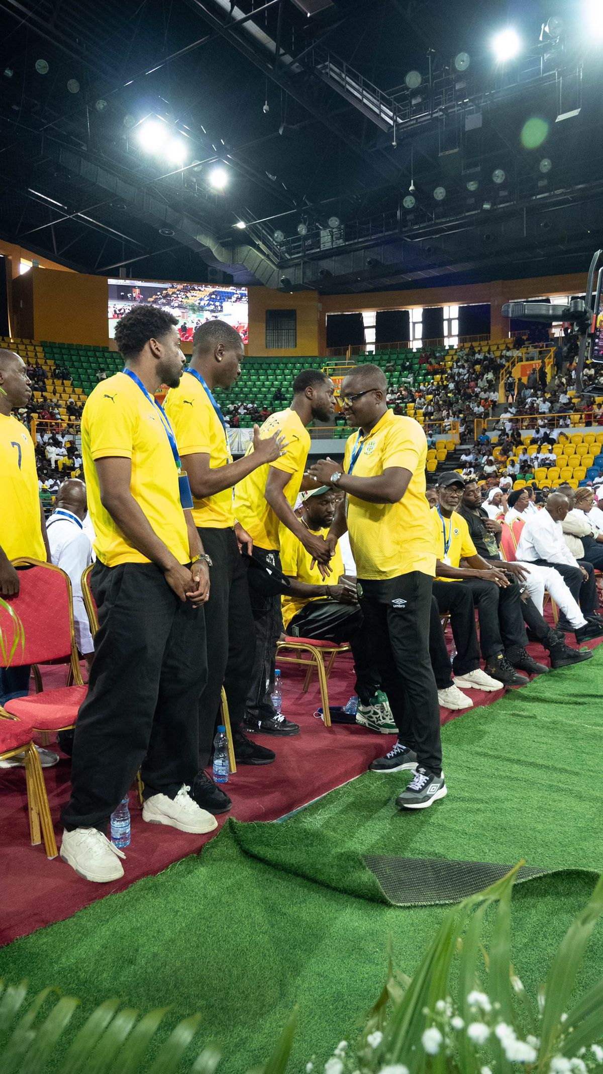 Aaron Boupendza a fost înmormântat în Gabon, la o lună după moartea misterioasă din China