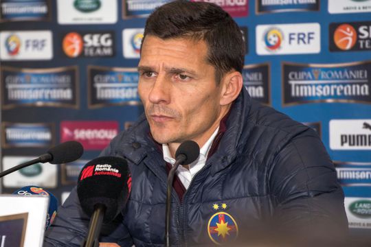 Costel Gâlcă, fost campion cu FCSB, e contestat de rapidiști. Foto: Imago Images