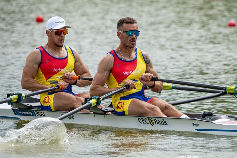 Trei medalii de aur, două de argint și una de bronz pentru România în finalele Europenelor de canotaj! » Simona Radiș a schimbat proba și a triumfat, campionii olimpici Enache și Cornea, locul 2 la dublu vâsle