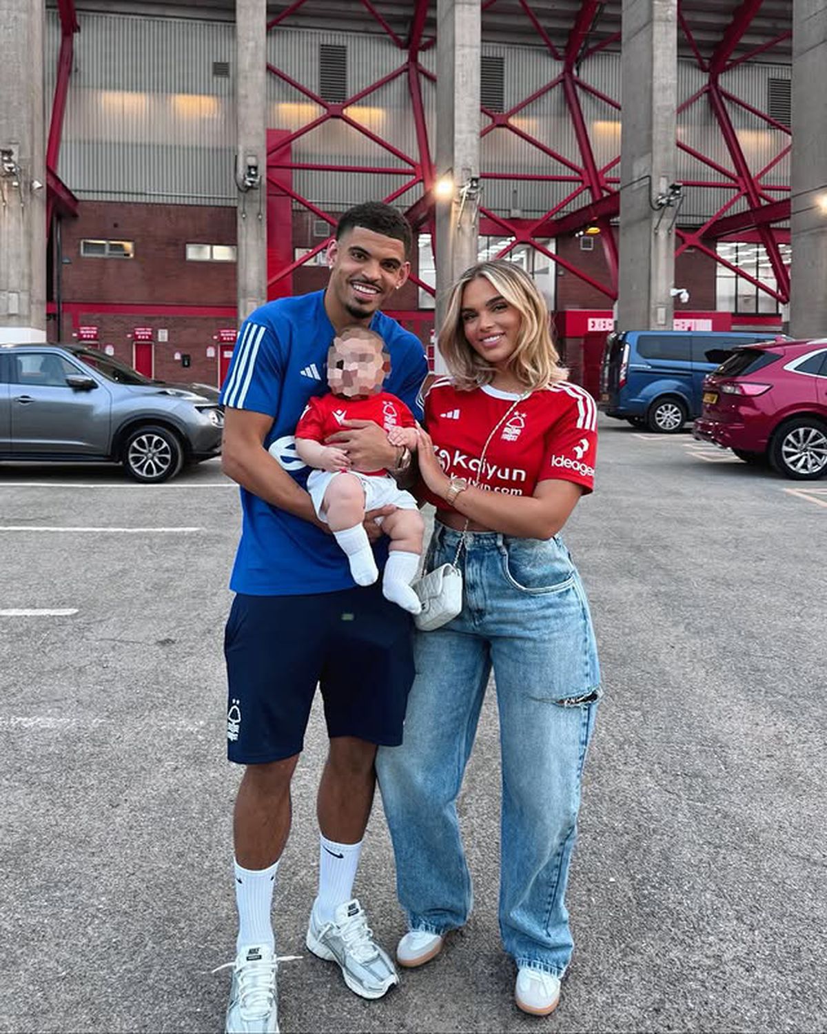 „Cel mai frumos cuplu” » A scris istorie în Premier League și i-a „înnebunit” pe fani cu ultimele fotografii