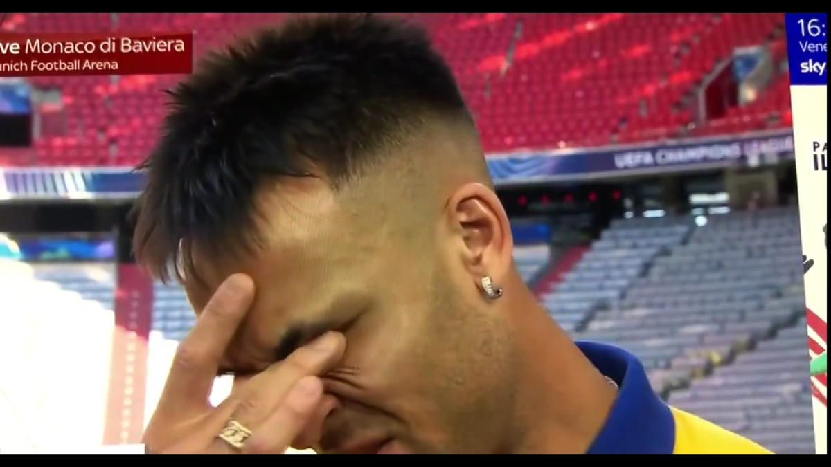 Superstarul a început să plângă pe stadion înainte de PSG - Inter » Imaginile surprinse pe Allianz Arena: „Nu îmi găsesc cuvintele”