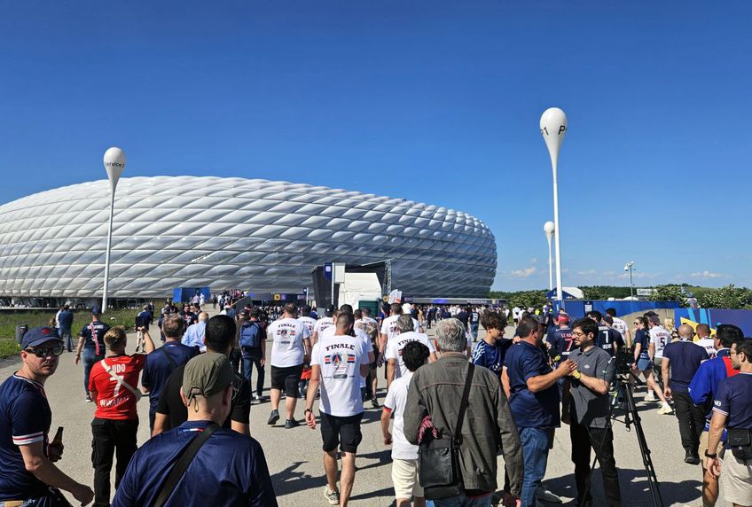 Atmosfera din afara Allianz Arena / FOTO: Remus Dinu (GSP.ro)