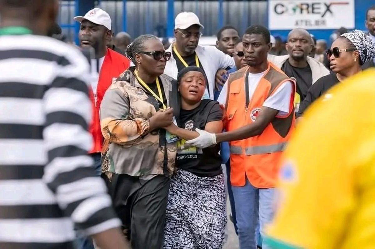 Aaron Boupendza a fost înmormântat în Gabon, la o lună după moartea misterioasă din China