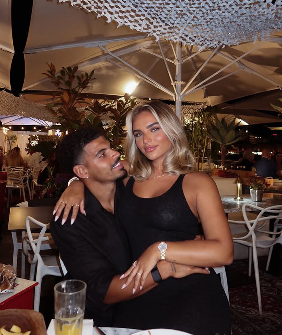 „Cel mai frumos cuplu” » A scris istorie în Premier League și i-a „înnebunit” pe fani cu ultimele fotografii